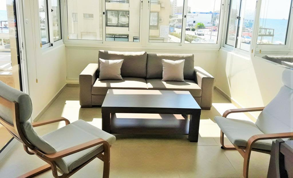 16 Sandy Beach Larnaca Extérieur photo